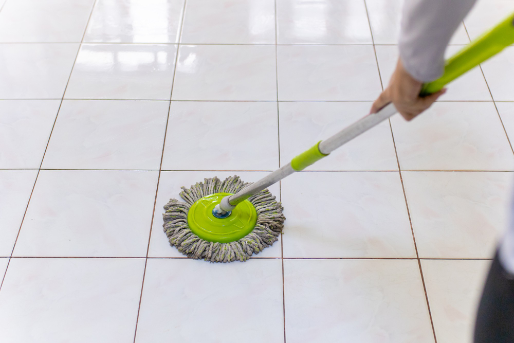 Comment nettoyer efficacement une terrasse en carrelage